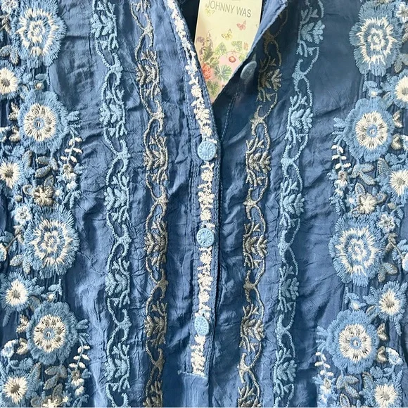 NEW Johnny Was Kones Tunic Size XS Blue Embroidered Top Boho Short Sleeve - Picture 3 of 9